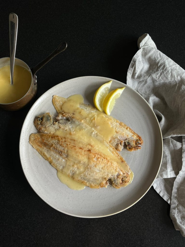 Slibtong met butter en eek
