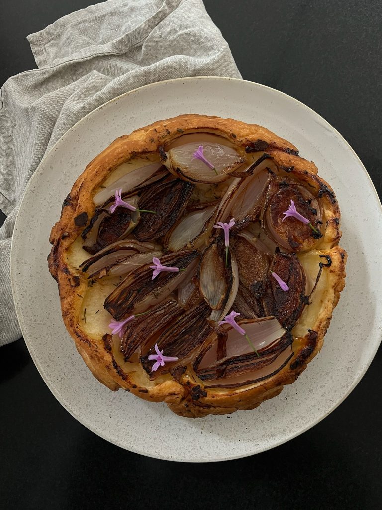 Tarte tatin met sjalotjes